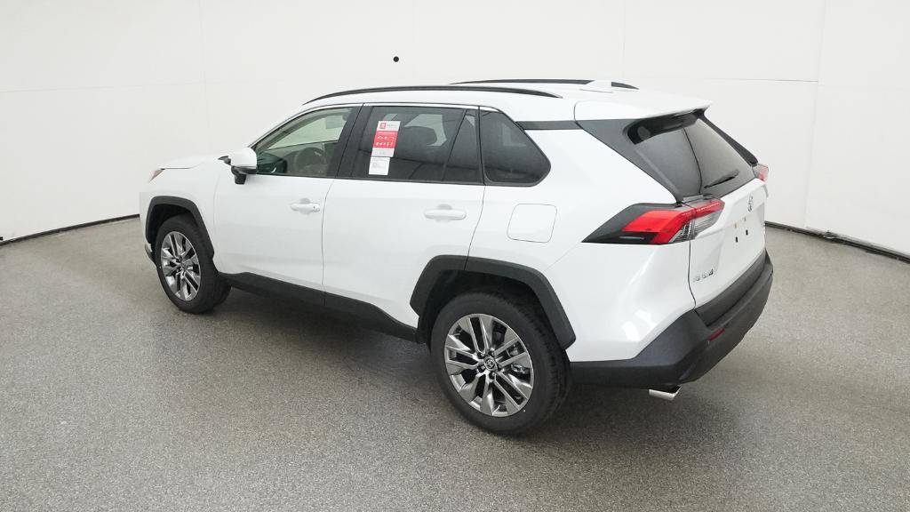 2025 Toyota RAV4 XLE Premium photo 12