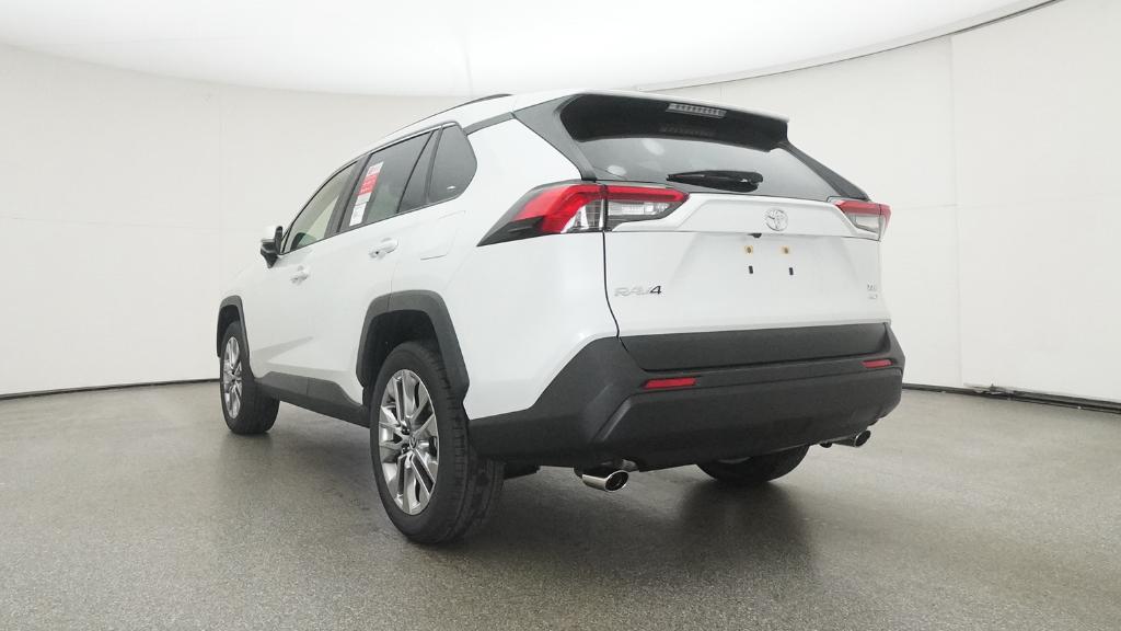 2025 Toyota RAV4 XLE Premium photo 14