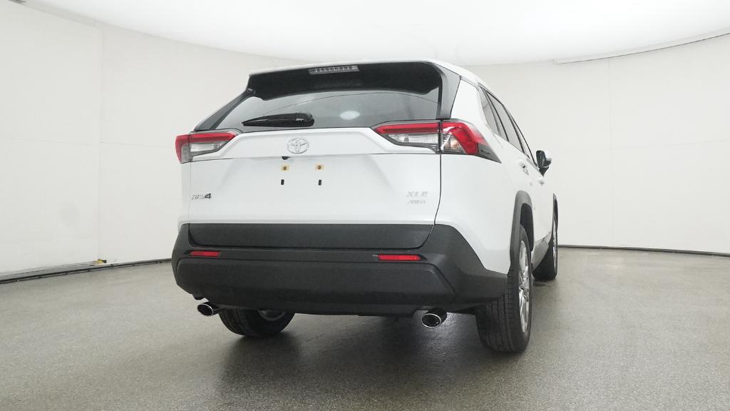 2025 Toyota RAV4 XLE Premium photo 19