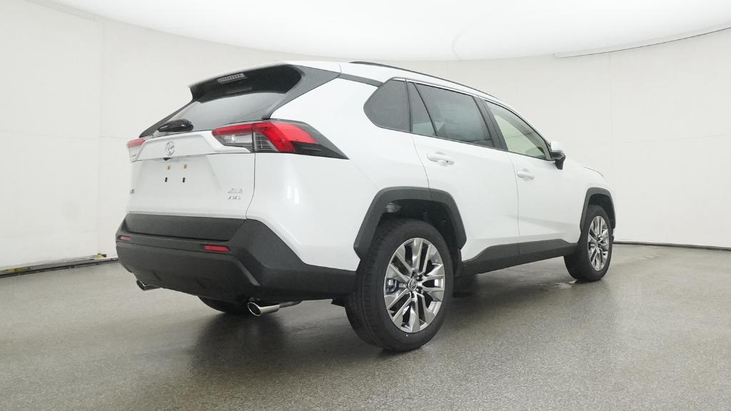 2025 Toyota RAV4 XLE Premium photo 20