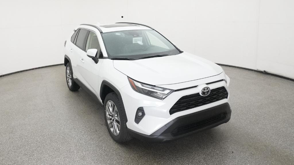 2025 Toyota RAV4 XLE Premium photo 31
