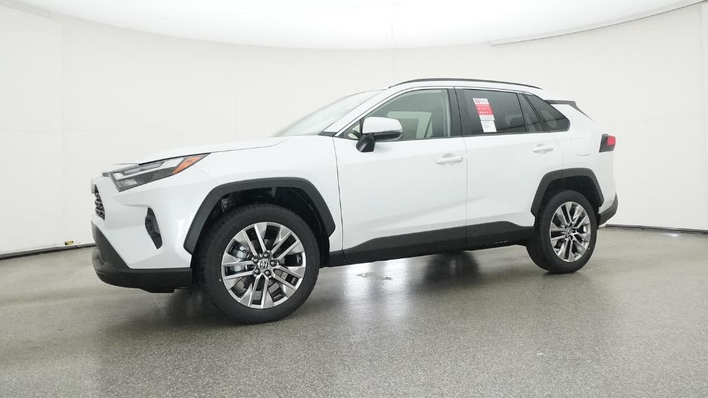 2025 Toyota RAV4 XLE Premium photo 7