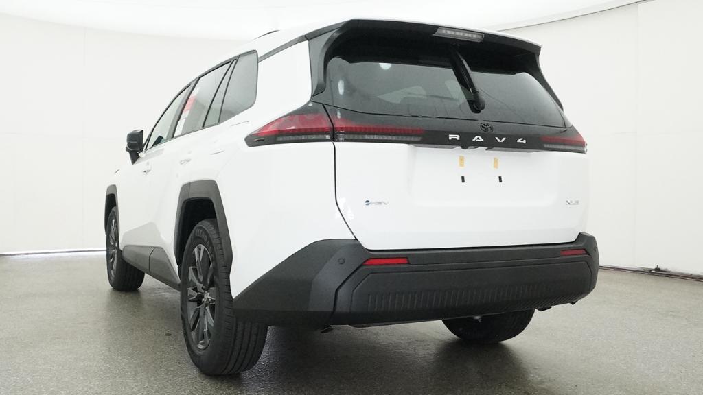 New 2026 Ice Cap Toyota  XLE Premium image 17