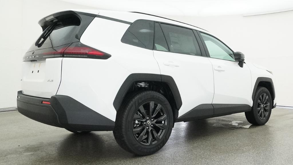 New 2026 Ice Cap Toyota  XLE Premium image 14
