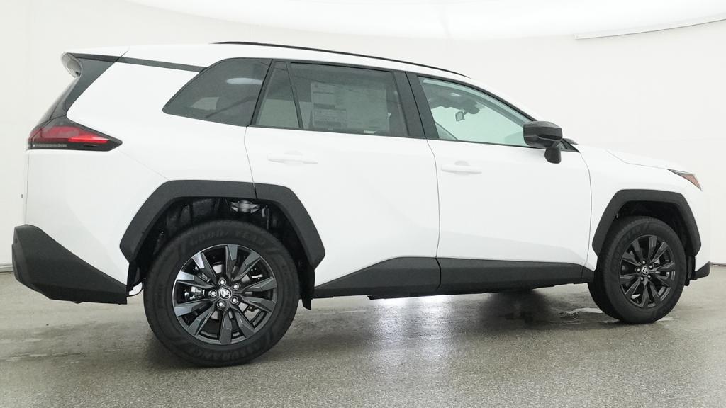 New 2026 Ice Cap Toyota  XLE Premium image 6