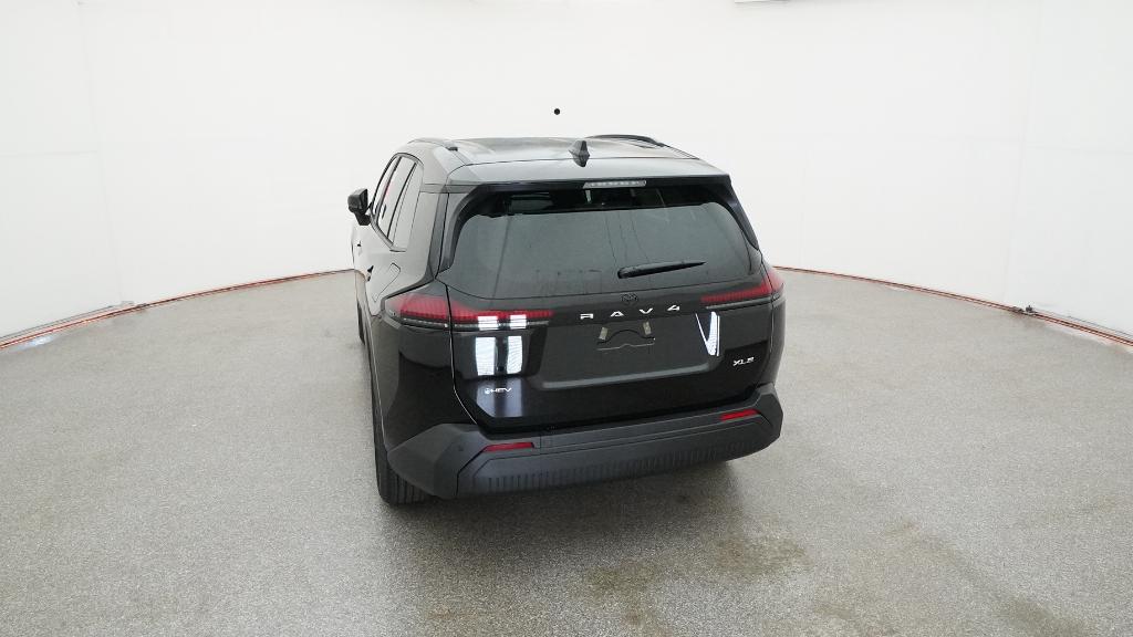 New 2026 Midnight Black Metallic Toyota  XLE Premium image 21