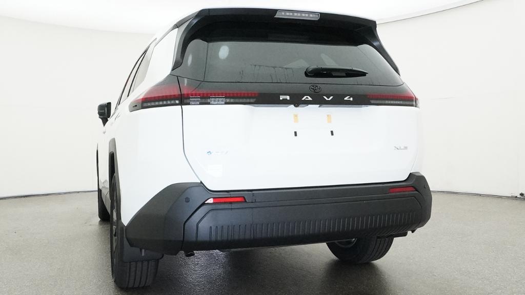 New 2026 Ice Cap Toyota  XLE Premium image 18