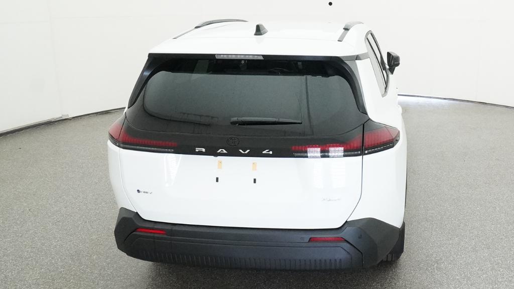 New 2026 Ice Cap Toyota  XLE Premium image 3