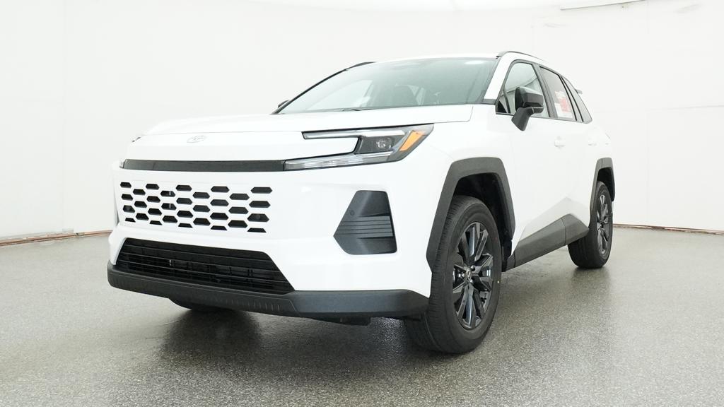 New 2026 Ice Cap Toyota XLE Premium image 19
