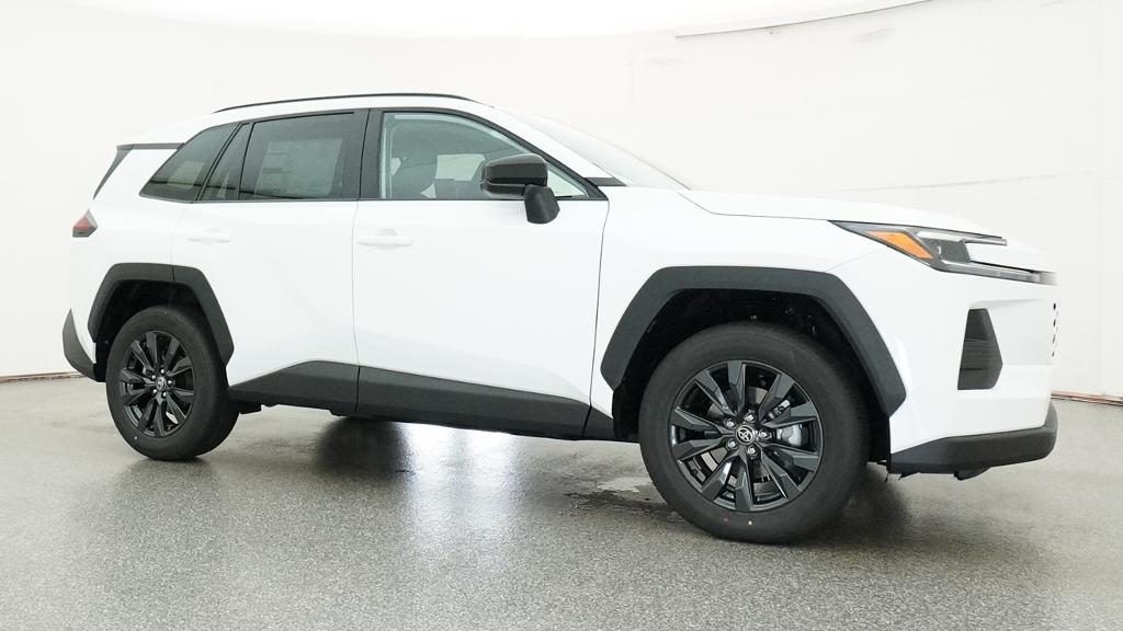 New 2026 Ice Cap Toyota XLE Premium image 11