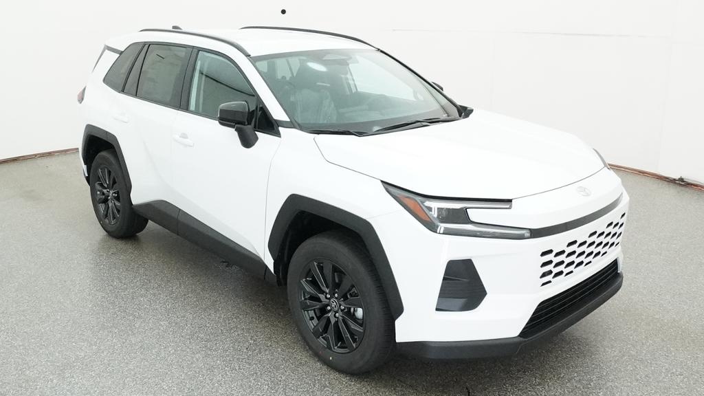 New 2026 Ice Cap Toyota XLE Premium image 10