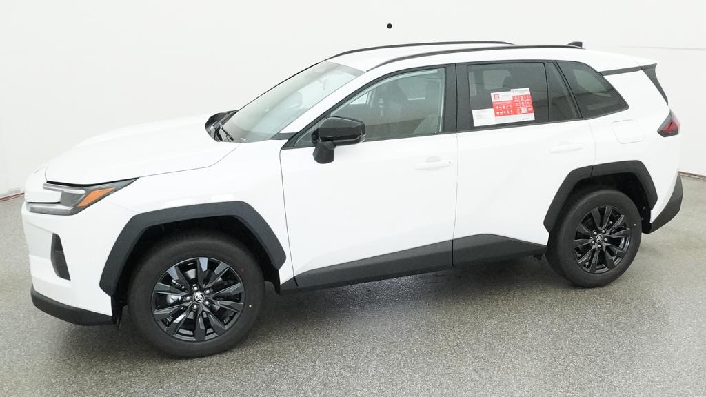 New 2026 Ice Cap Toyota XLE Premium image 5