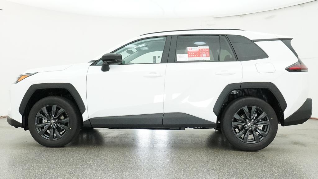 New 2026 Ice Cap Toyota XLE Premium image 2