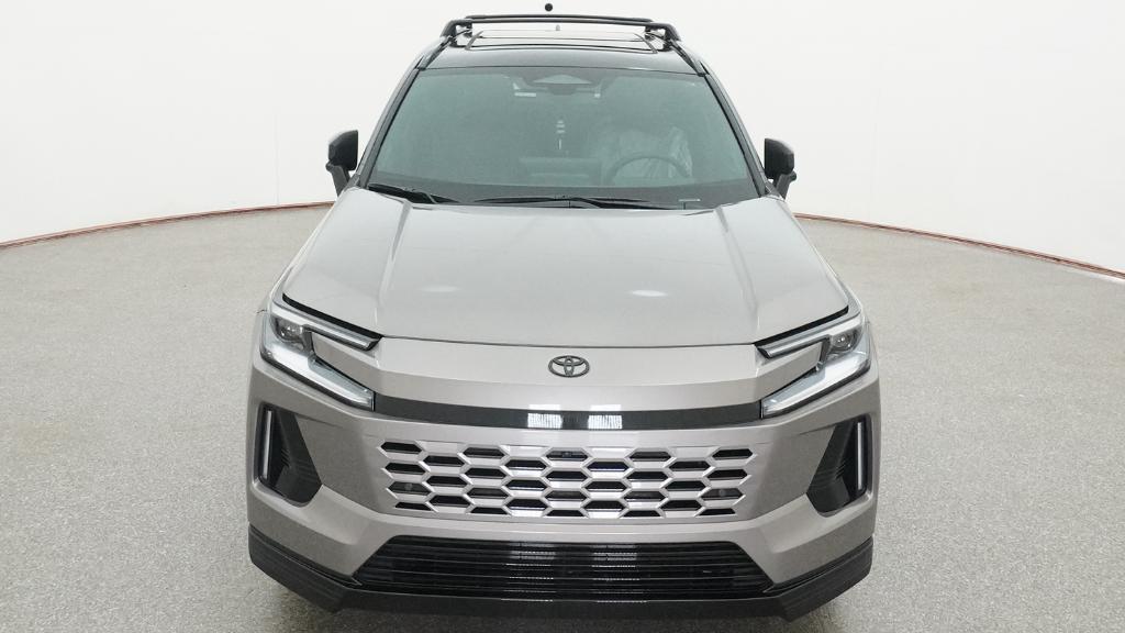 2026 Toyota RAV4 XSE - Photo 11