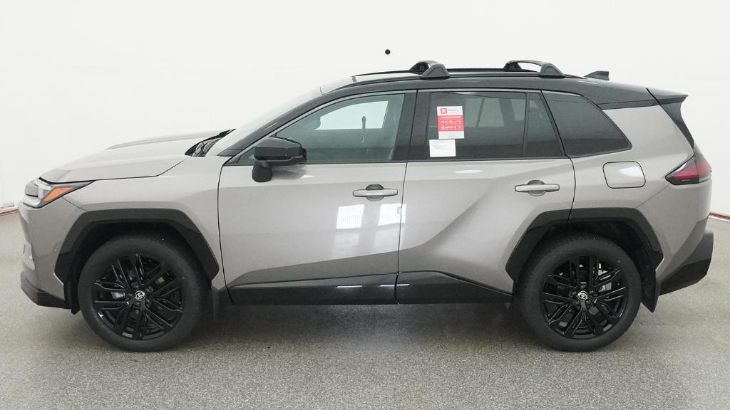 2026 Toyota RAV4 XSE - Photo 22