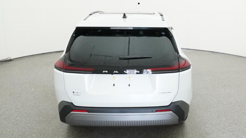 New 2026 Wind Chill Pearl <sup>1</sup> Toyota  Limited image 11