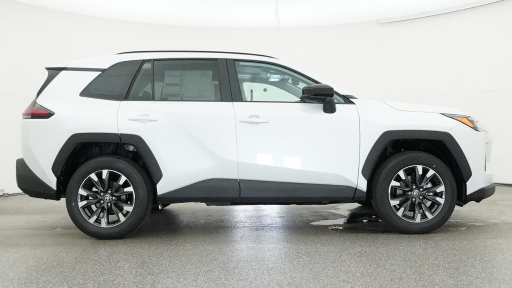 New 2026 Wind Chill Pearl <sup>1</sup> Toyota  Limited image 21