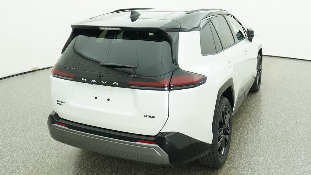 New 2026 Wind Chill Pearl with Midnight Black Metallic roof <sup>1</sup> Toyota  XSE image 22