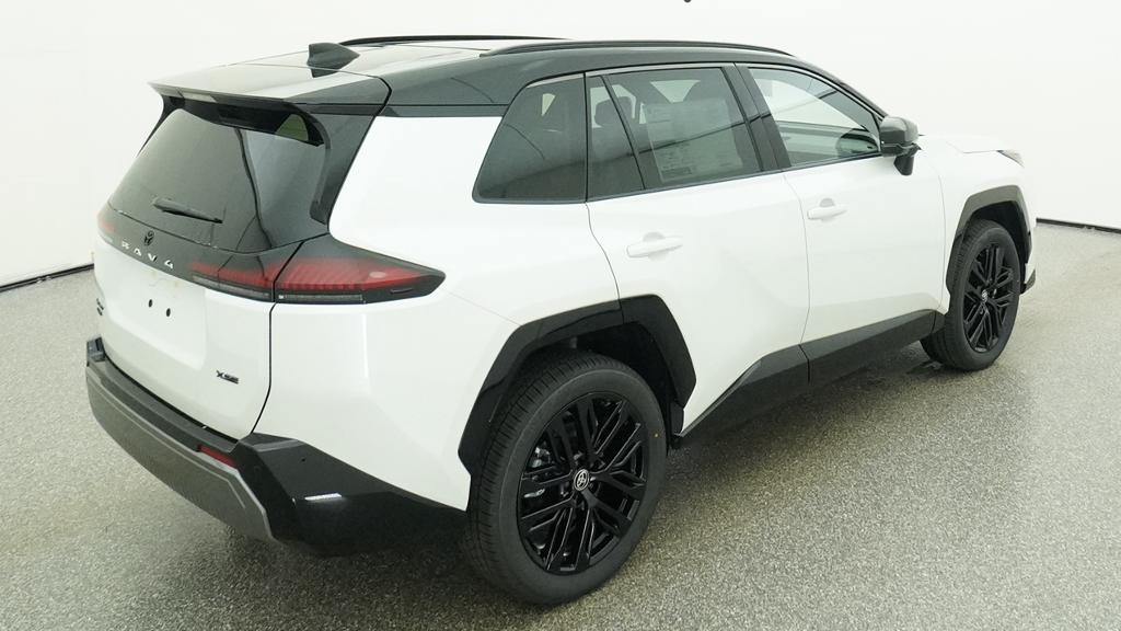 New 2026 Wind Chill Pearl with Midnight Black Metallic roof <sup>1</sup> Toyota  XSE image 18