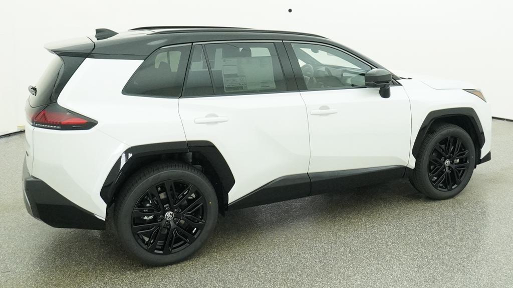 New 2026 Wind Chill Pearl with Midnight Black Metallic roof <sup>1</sup> Toyota  XSE image 16