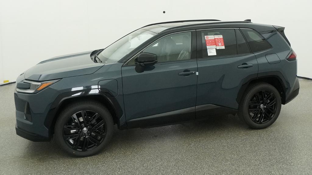 New 2026 Storm Cloud with Midnight Black Metallic roof <sup>1</sup> Toyota  XSE image 5