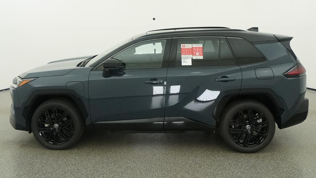 New 2026 Storm Cloud with Midnight Black Metallic roof <sup>1</sup> Toyota  XSE image 3