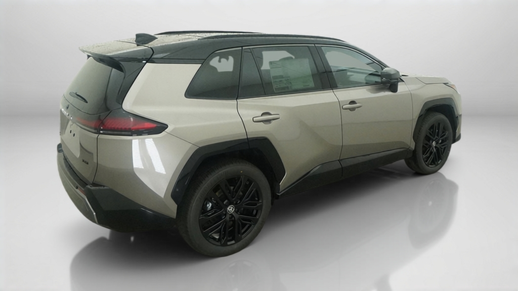 New 2026 Meteor Shower with Midnight Black Metallic roof <sup>1</sup> Toyota  XSE image 36