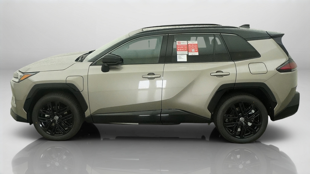 New 2026 Meteor Shower with Midnight Black Metallic roof <sup>1</sup> Toyota  XSE image 29