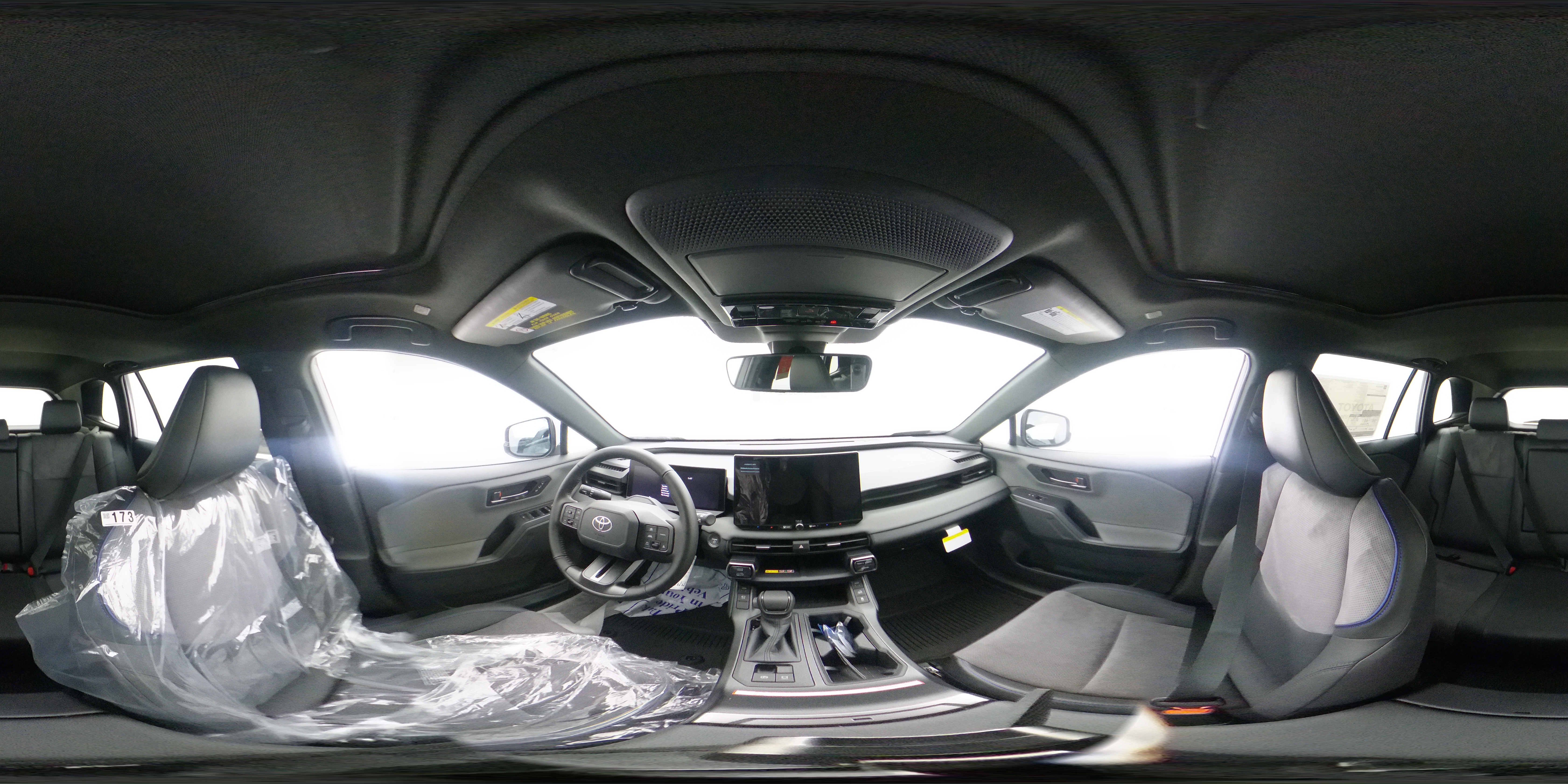 New 2026 Meteor Shower with Midnight Black Metallic roof Toyota XSE 360 Panorama 1