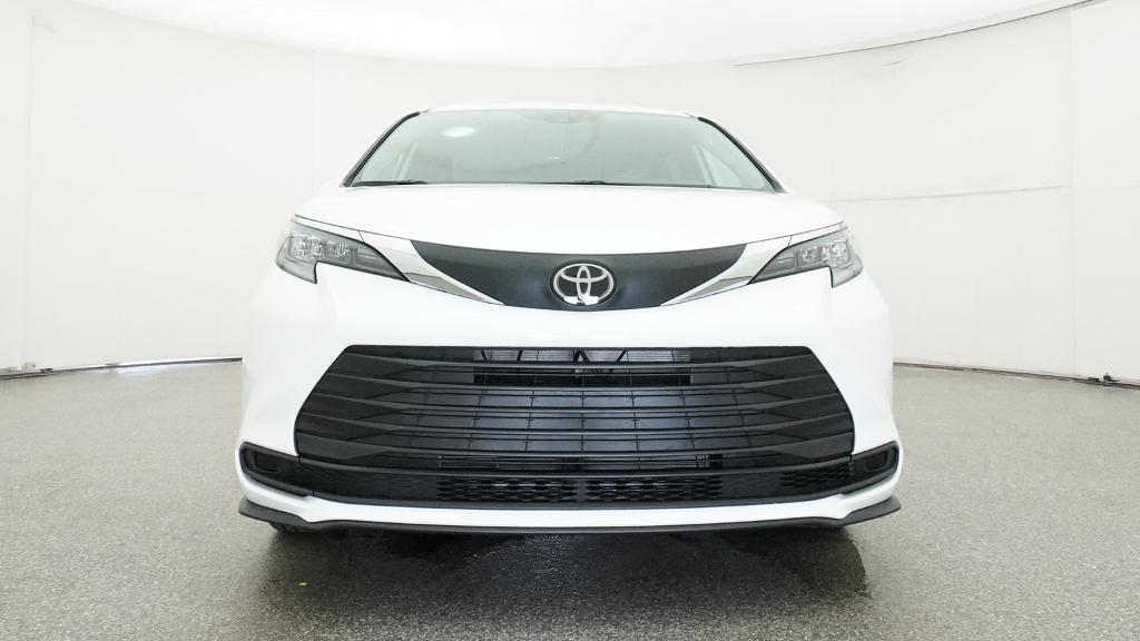 New 2026 Toyota Sienna Van