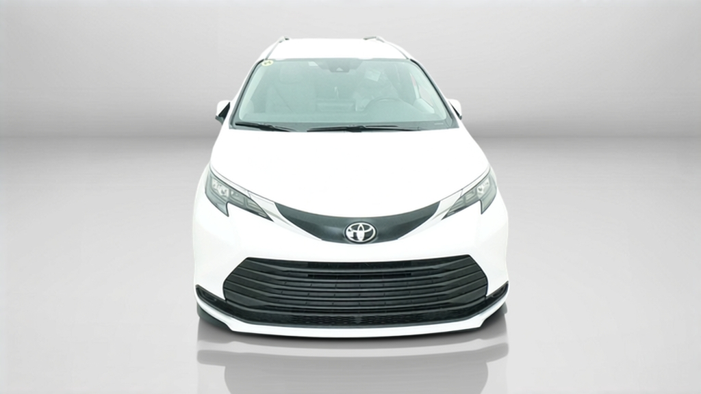 2026 Toyota Sienna LE Mini-van, Passenger Slide 1