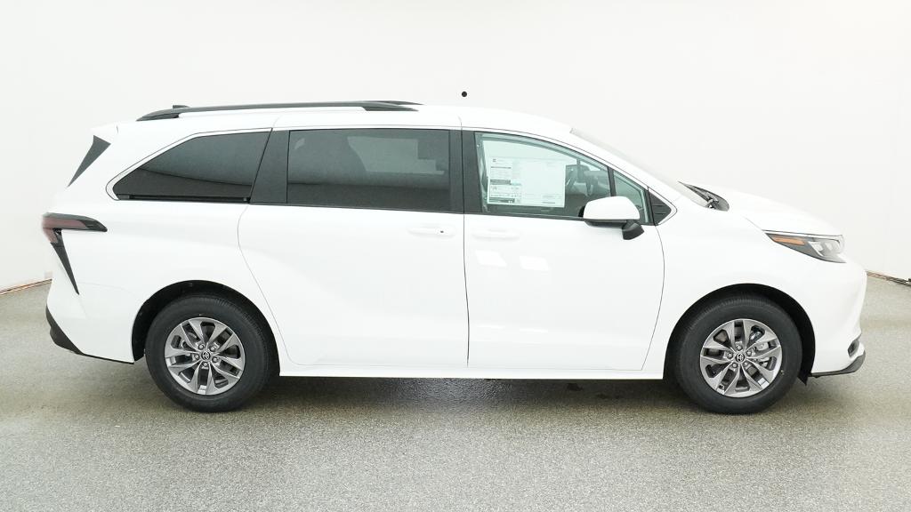 New 2026 Ice Cap Toyota  LE image 14