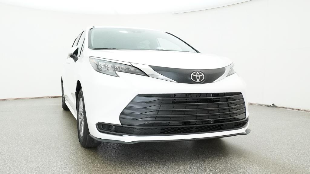 New 2026 Ice Cap Toyota  LE image 7