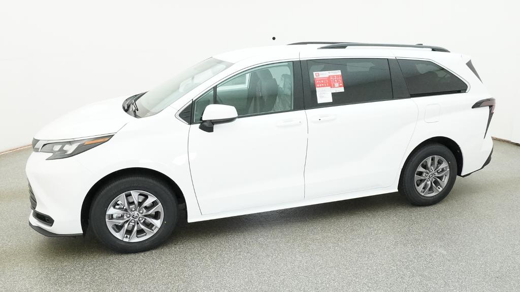 New 2026 Ice Cap Toyota  LE image 5