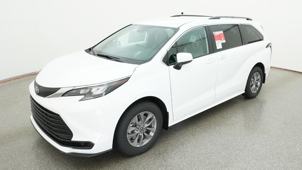 2026 Toyota Sienna LE