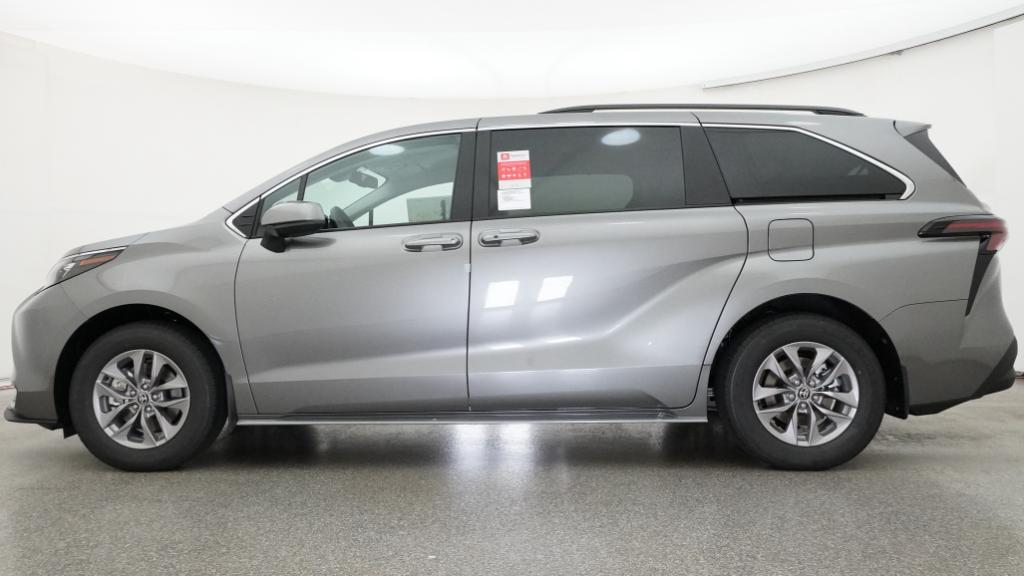New 2026 Toyota Sienna Van