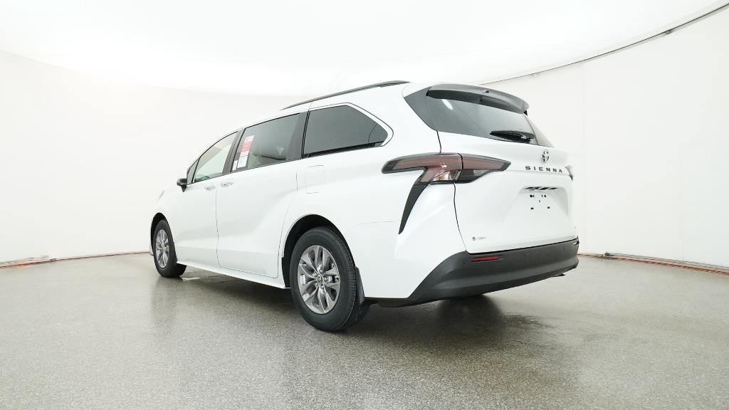 New 2026 Wind Chill Pearl Toyota XLE image 27