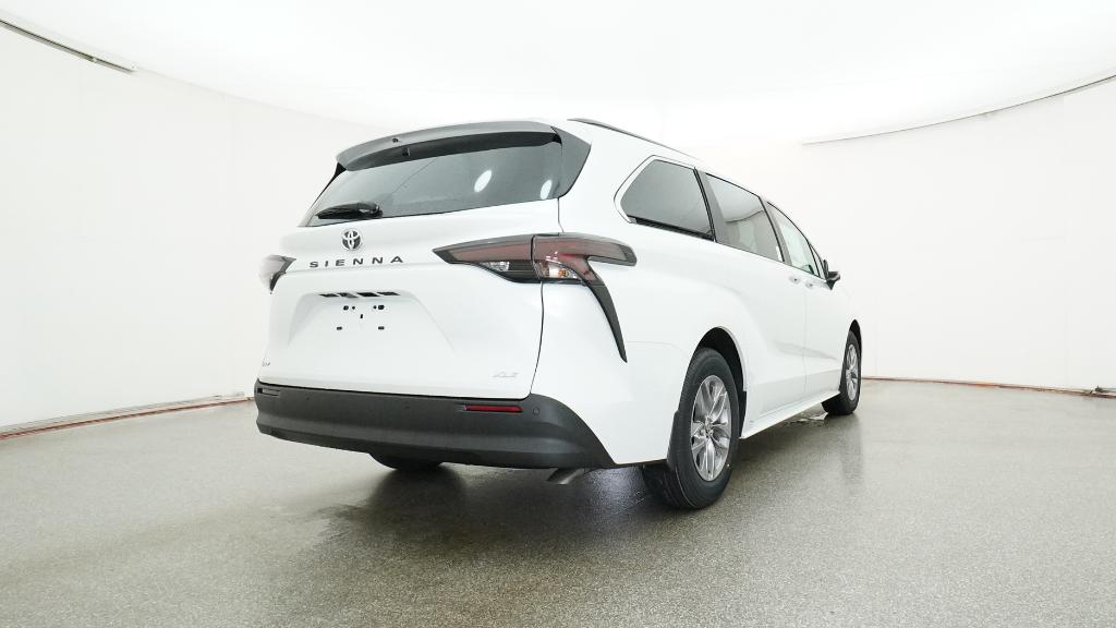 New 2026 Wind Chill Pearl Toyota XLE image 29
