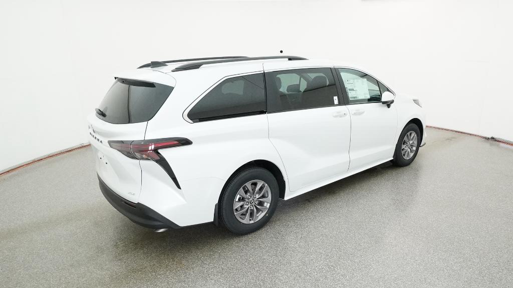 New 2026 Wind Chill Pearl Toyota XLE image 28