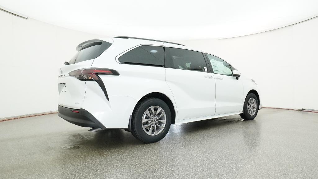 New 2026 Wind Chill Pearl Toyota XLE image 25