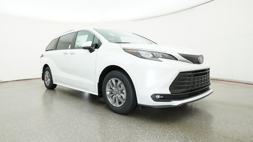 New 2026 Wind Chill Pearl Toyota XLE image 13