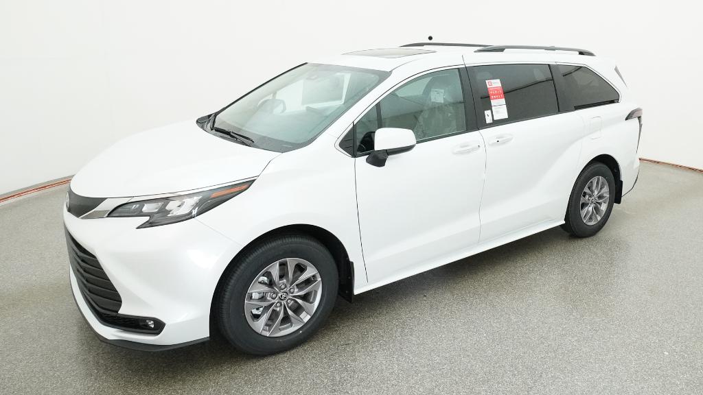 New 2026 Wind Chill Pearl Toyota XLE image 9