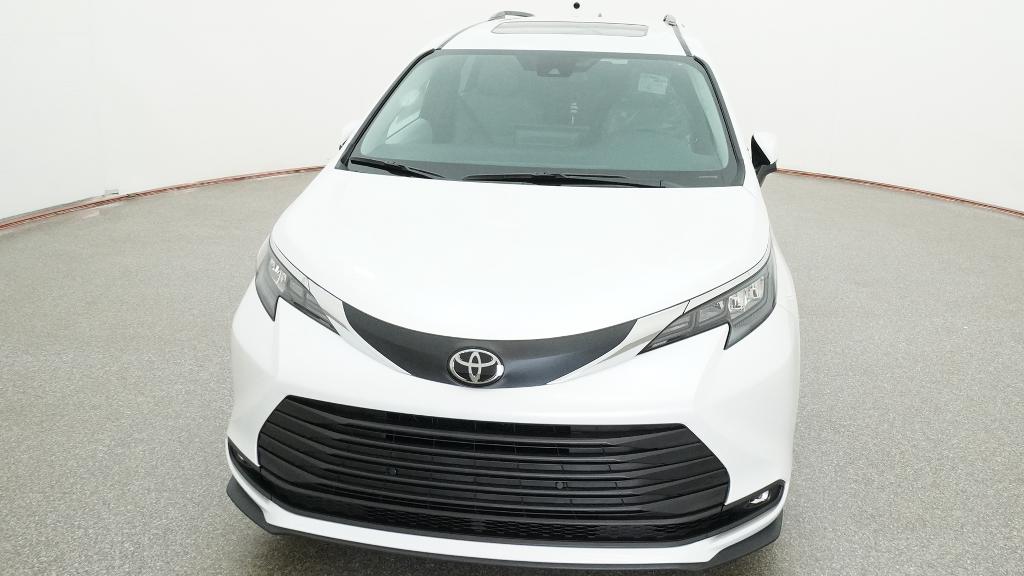 New 2026 Toyota Sienna Van