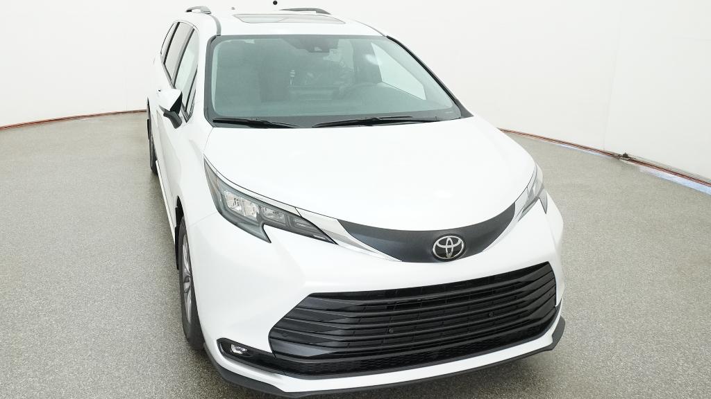New 2026 Toyota Sienna Van
