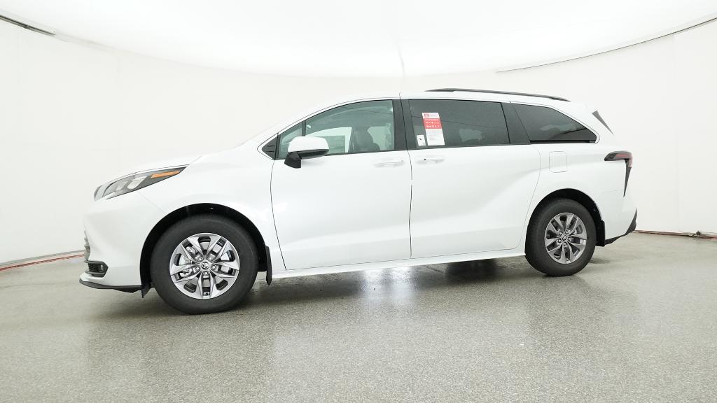 New 2026 Toyota Sienna Van