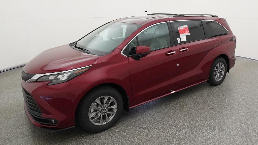 2026 Toyota Sienna  XLE