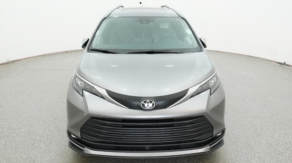 New 2026 Toyota Sienna Van