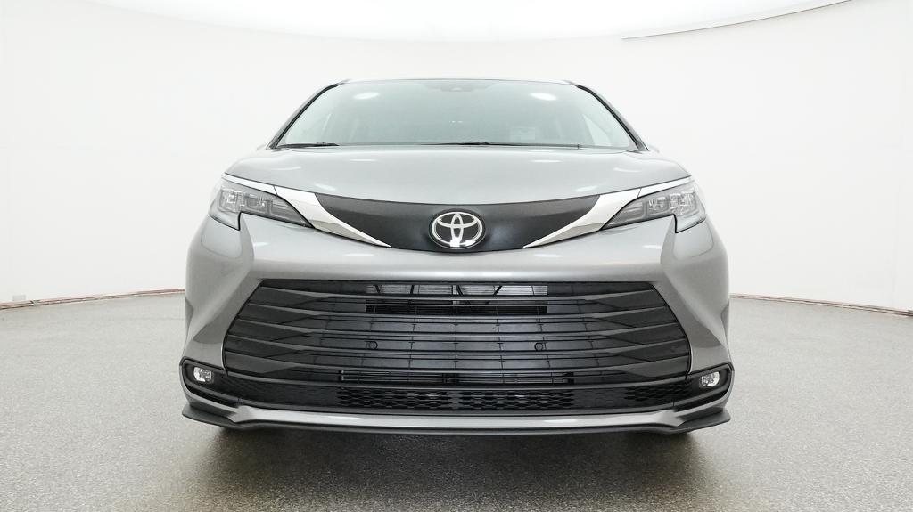 New 2026 Toyota Sienna Van