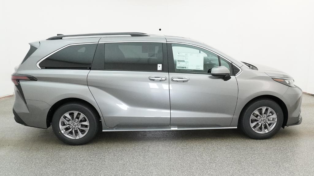 New 2026 Toyota Sienna Van
