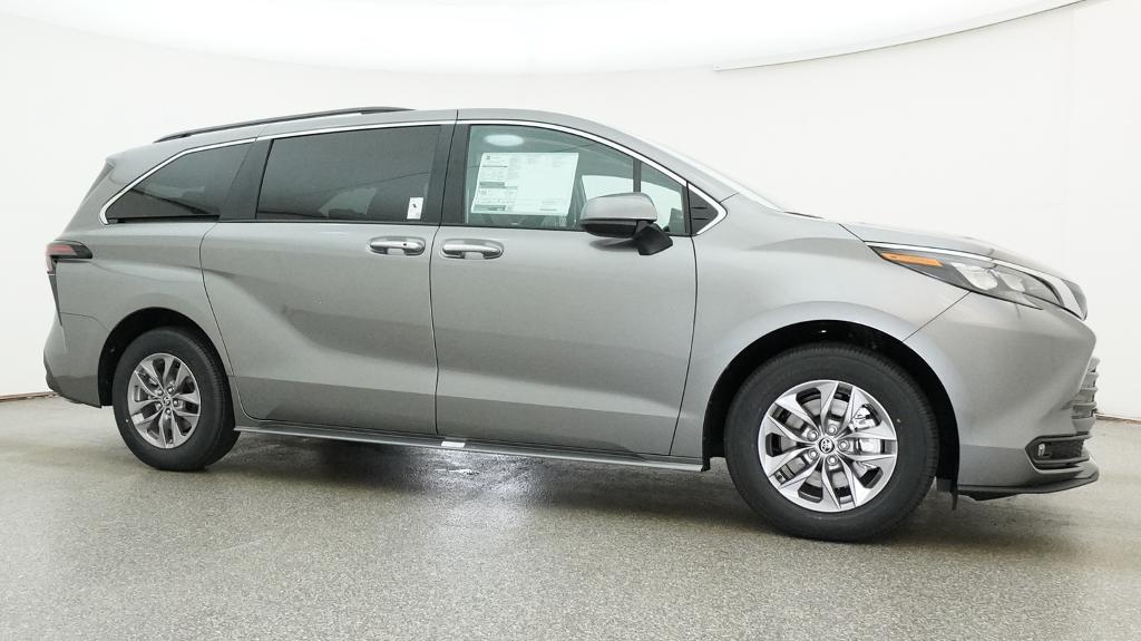 New 2026 Toyota Sienna Van